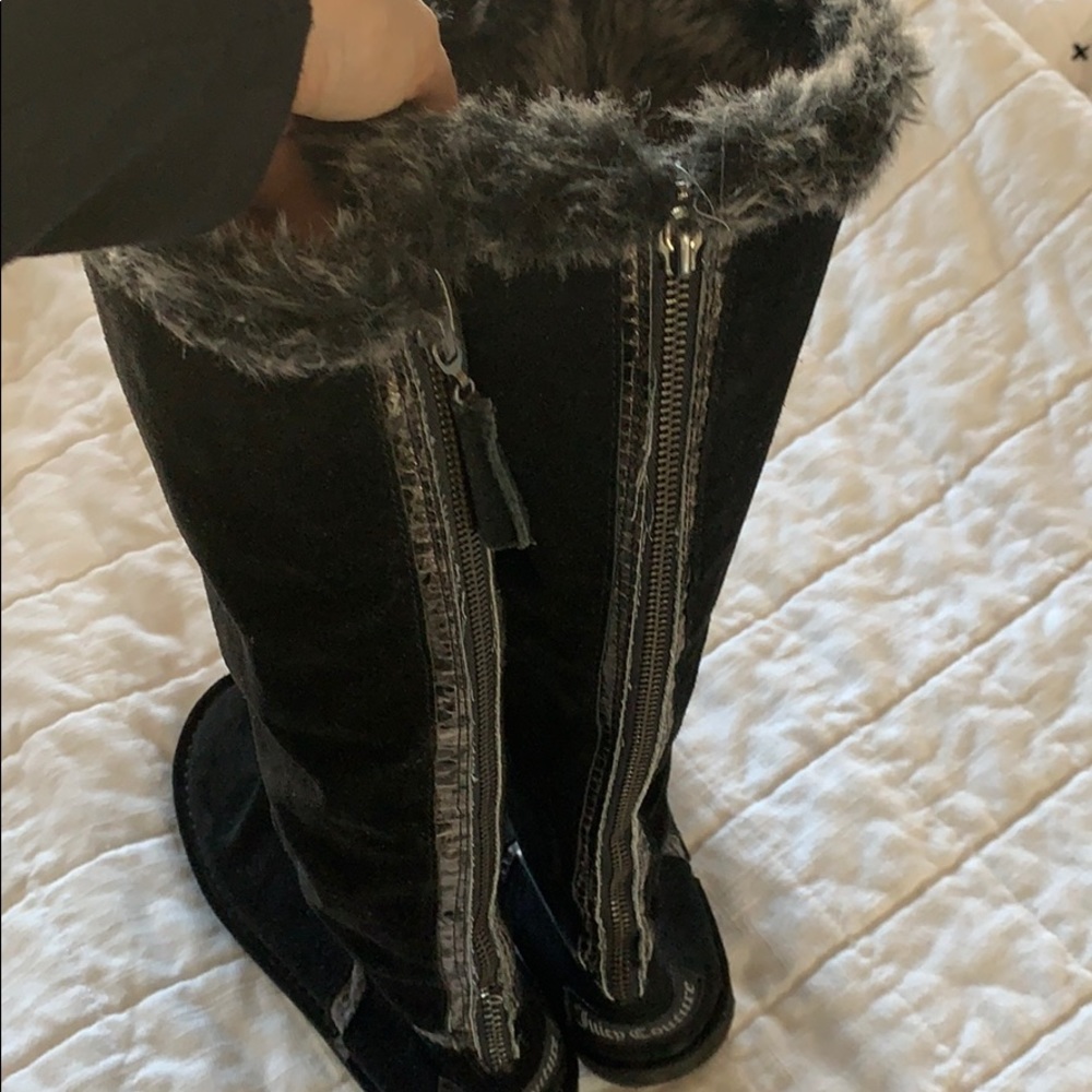 Juicy Couture faux fur zip-up knee boots - Picture 2 of 10